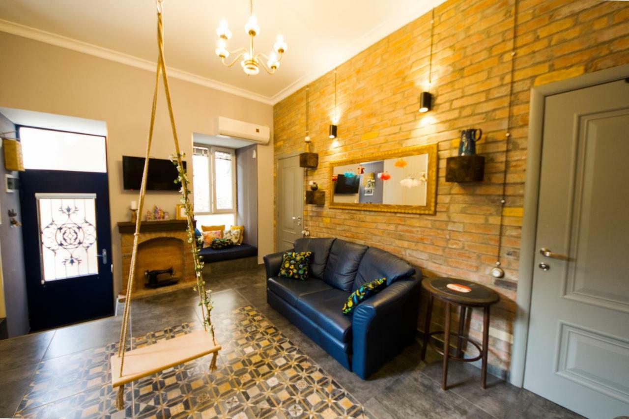 Sofia Apartment In Old Tbilisi Buitenkant foto